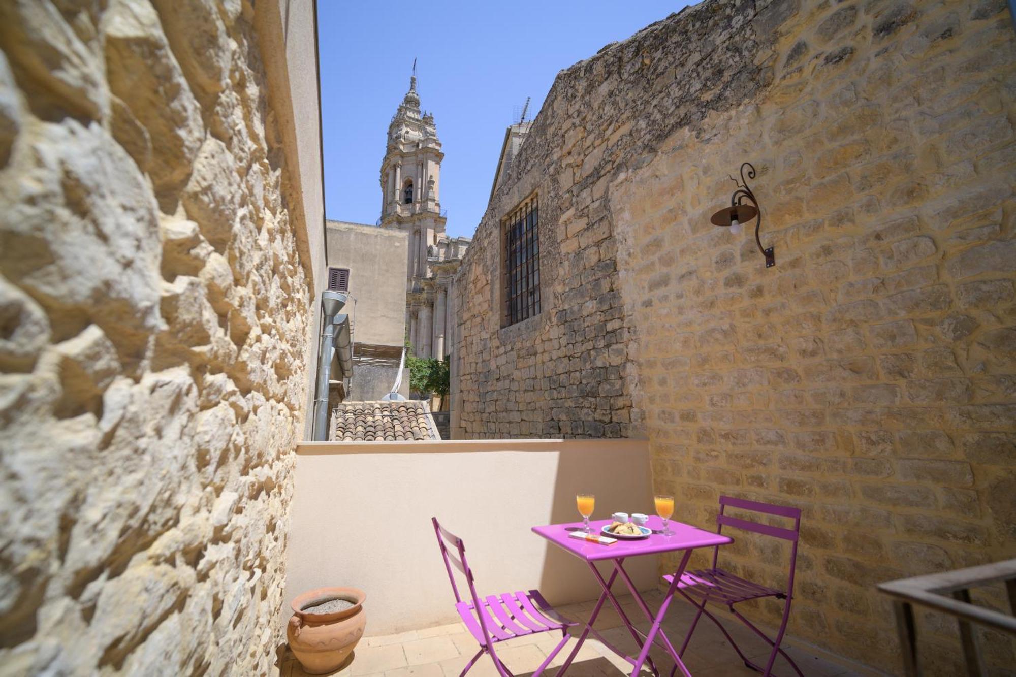 Appartamenti Vista San Giorgio - Pomelia Modica Exterior foto
